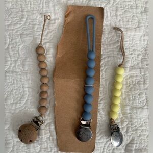 Baby‎ pacifier clips set of 3 bundle